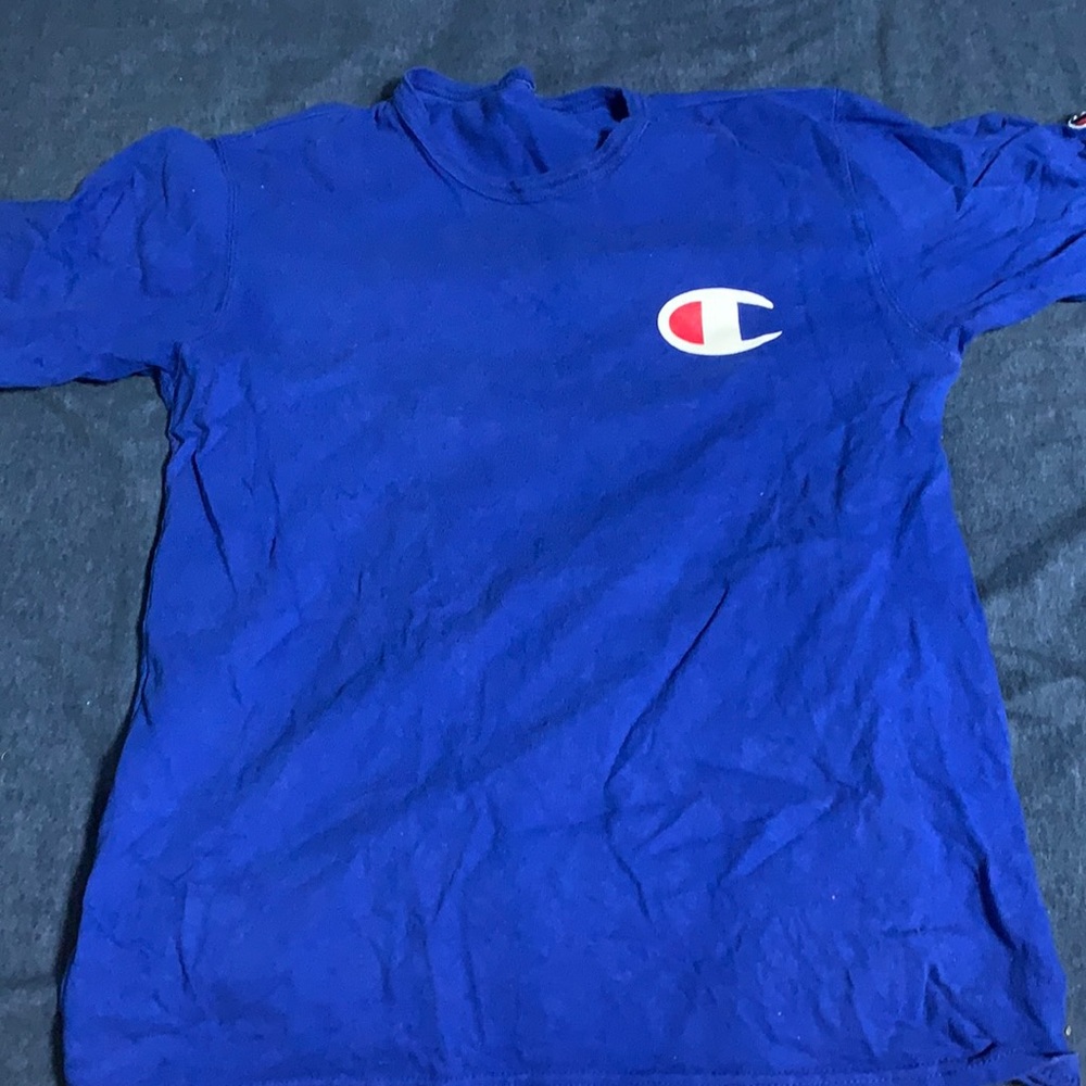 Champion t-shirt
